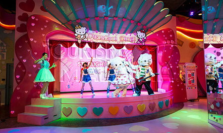 Sanrio Hello Kitty Town